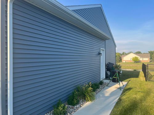 70354 Sunny Brook Ln, Richmond, MI, 48062-5563 | Card Image