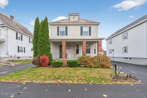 102 S Crystal St, Mechanicville, NY, 12118-2402 | Card Image