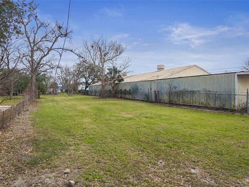 4006 Wayne St, Houston, TX, 77026-3822 | Card Image