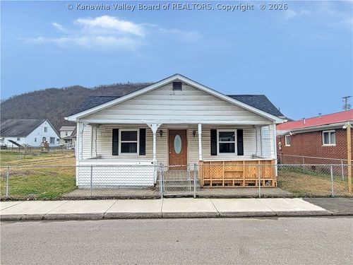 502 Williams St, Cedar Grove, WV, 25039-7723 | Card Image