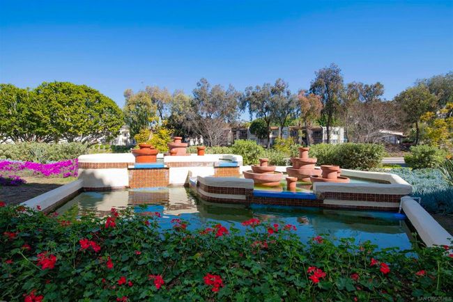 Fountain View | Image 22