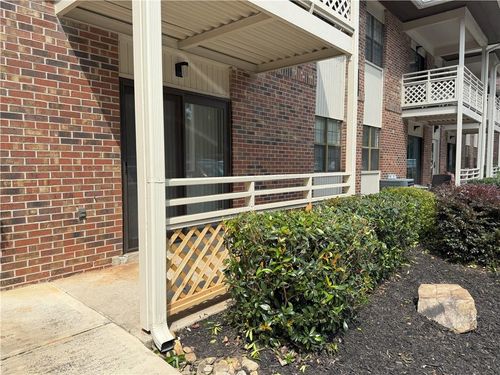 apt-c121-475 Mount Vernon Hwy Ne, Atlanta, GA, 30328-4169 | Card Image