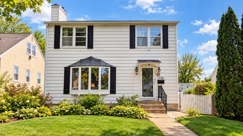 1796 Hawthorne Ave E, Saint Paul, MN, 55119-4512 | Card Image