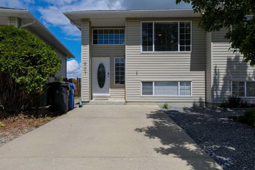 857 Blackfoot Terr W, Lethbridge, AB, T1K7Y7 | Card Image