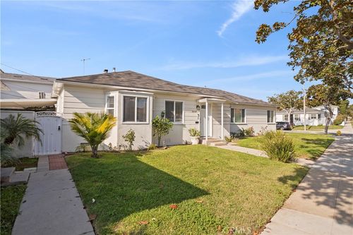 300 W Hillsdale St, Inglewood, CA, 90302-1122 | Card Image