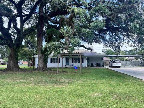 209 Pine St, Iota, LA, 70543-6083 | Card Image