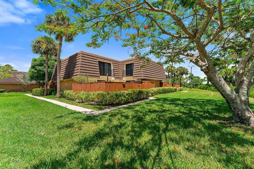 2320 23rd Ct, Jupiter, FL, 33477-9047 | Card Image