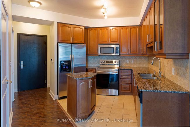 2806 - 80 Absolute Ave, Condo with 2 bedrooms, 2 bathrooms and null parking in Mississauga ON | Image 9