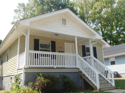 209 Armfield Ave, Asheboro, NC, 27203-6330 | Card Image