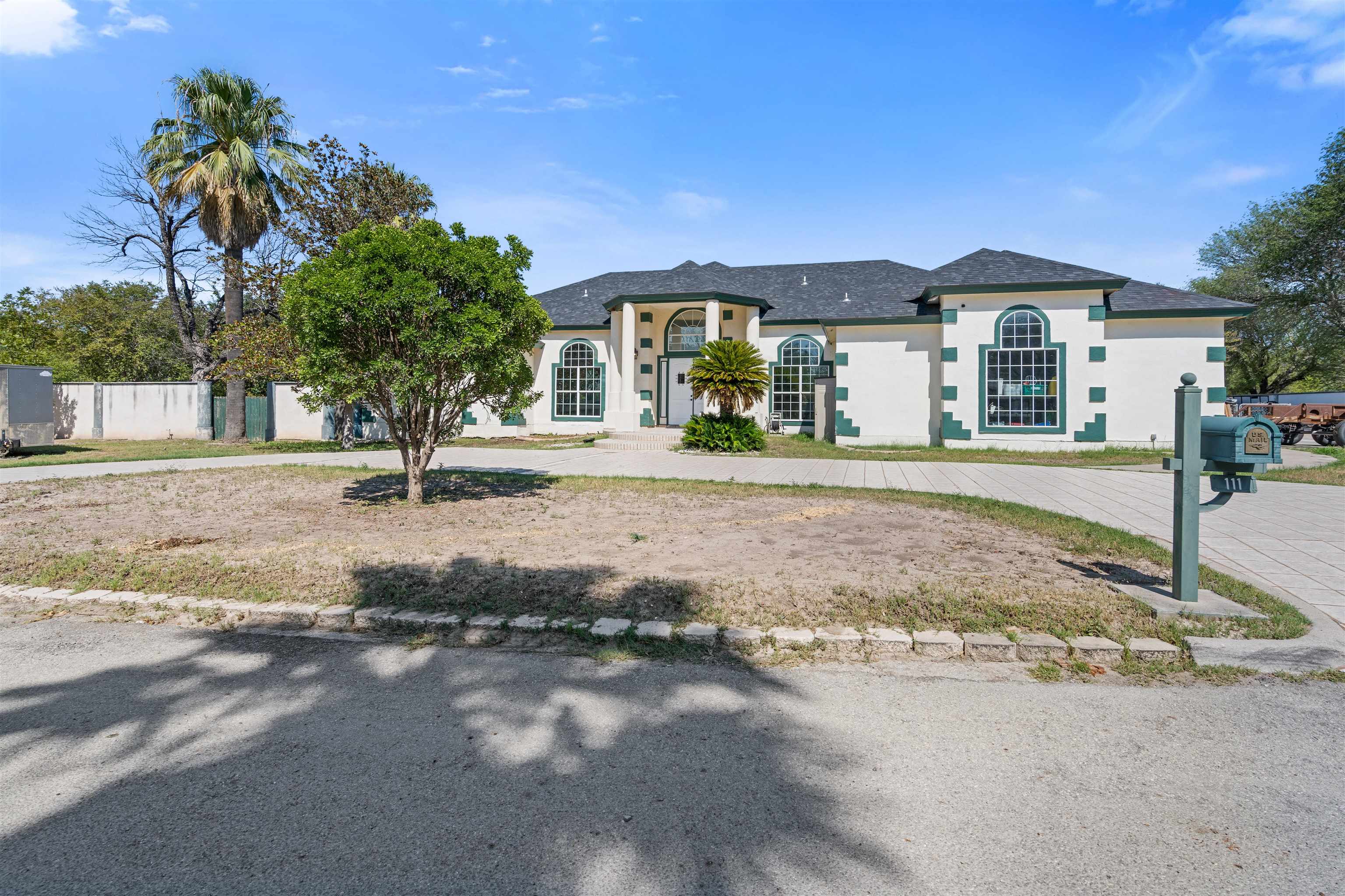 Residential in Del Rio 3