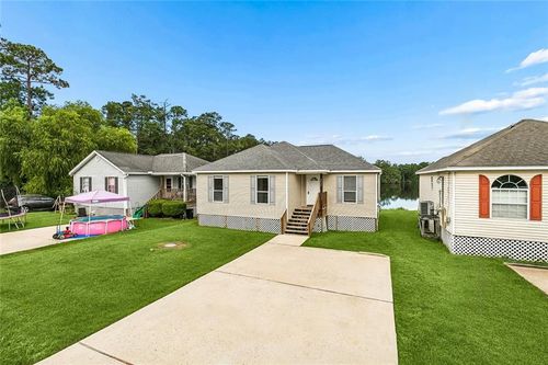 56327 Frank Pichon Rd, Slidell, LA, 70458-8415 | Card Image