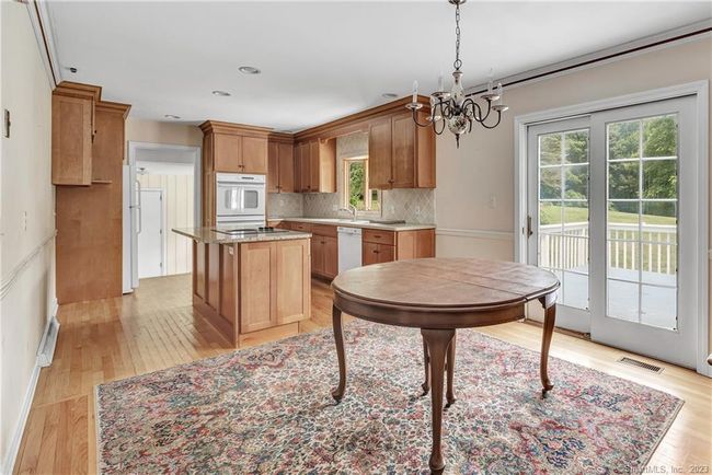 193 Walnut Tree Hill Rd, House other with 3 bedrooms, 2 bathrooms and null parking in Shelton CT | Image 14