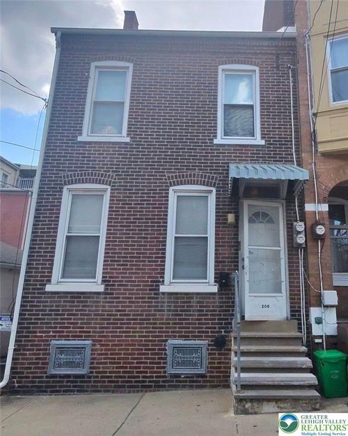 208 N Hall St, Allentown, PA, 18102-4030 | Card Image