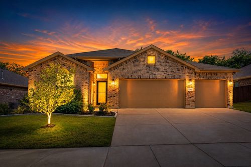 641 Redding Drive, Saginaw, TX, 76131 | Card Image