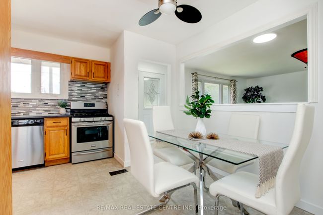 38 Weber Dr, House other with 4 bedrooms, 2 bathrooms and 5 parking in Georgetown ON | Image 15