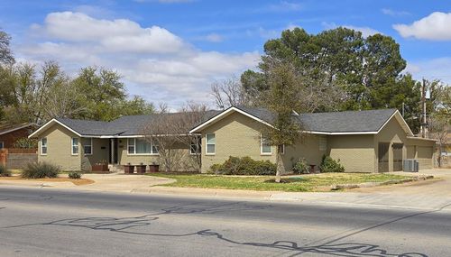 1200 W Cuthbert Ave, Midland, TX, 79701-4122 | Card Image