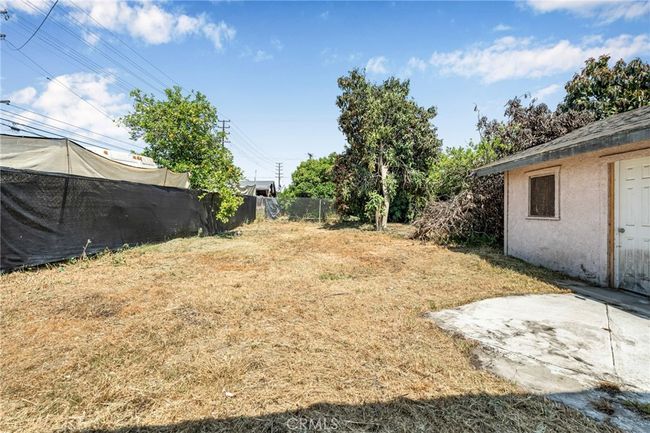 614 N Spring Ave, House other with 2 bedrooms, 1 bathrooms and 1 parking in Compton CA | Image 26