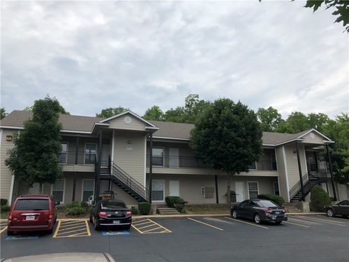7-1786 N Gregg Ave, Fayetteville, AR, 72703-2472 | Card Image