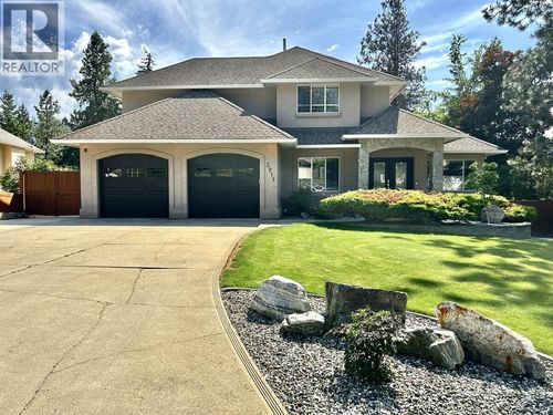3911 Lakevale Pl, Kelowna, BC, V1W3Z5 | Card Image