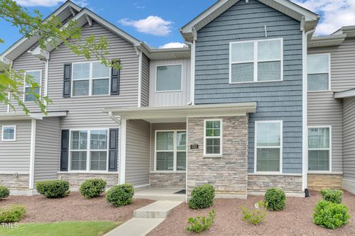 752 Westec Way, Fuquay Varina, NC, 27526-3892 | Card Image