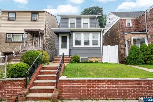 73 Ilford Ave, North Arlington, NJ, 07031-5913 | Card Image