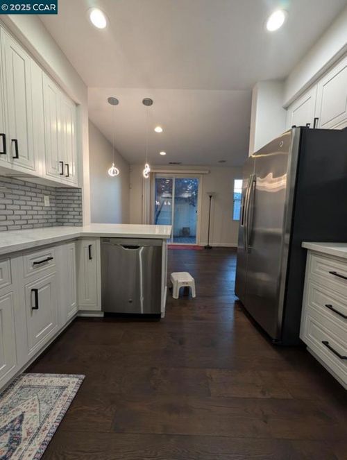 6248 Sussex Dr, Dublin, CA, 94568-7447 | Card Image