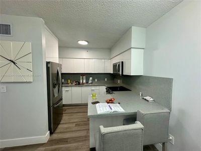 701 - 5091 Nw 7th St, Condo with 2 bedrooms, 2 bathrooms and null parking in Miami FL | Image 3