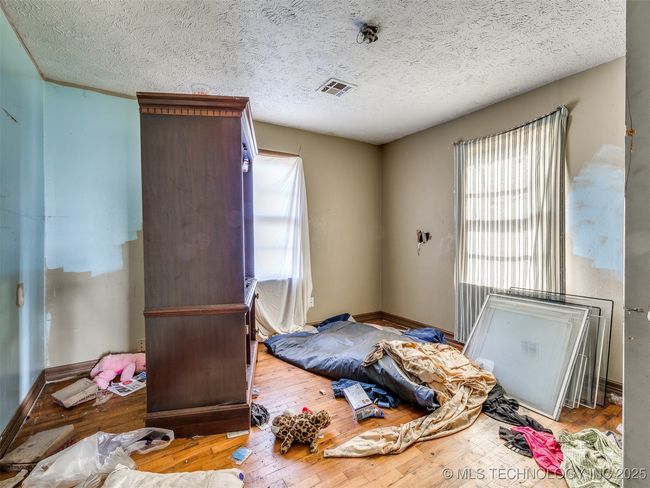 102 N Hayden St, House other with 3 bedrooms, 1 bathrooms and null parking in Chouteau OK | Image 16