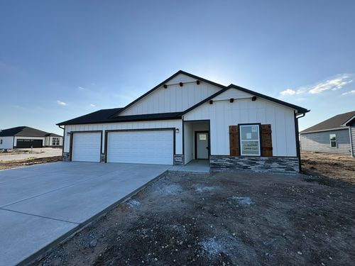 5651 N Plumthicket St, Bel Aire, KS, 67226 | Card Image