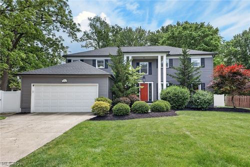 25643 Rustic Ln, Westlake, OH, 44145-5474 | Card Image