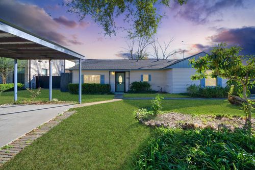 1404 Aldrich St, Houston, TX, 77055-5302 | Card Image