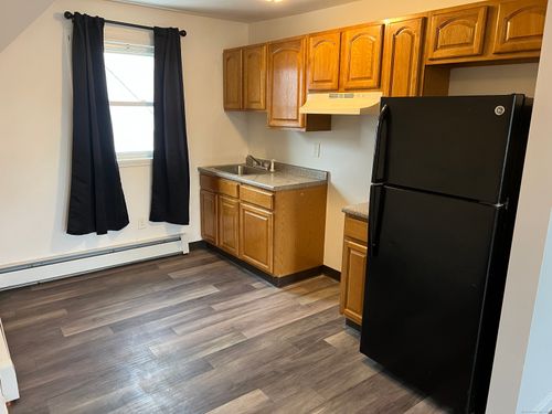 3-4 Magnolia St, Hartford, CT, 06112-2345 | Card Image