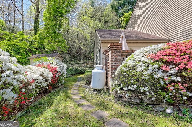 199 Stornoway Dr, Townhouse with 3 bedrooms, 2 bathrooms and 3 parking in Clayton GA | Image 51