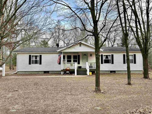 W5049 N Rainbow Circle, Wescott, WI, 54166 | Card Image