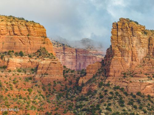 9 Montazona Trl, Sedona, AZ, 86351-7520 | Card Image