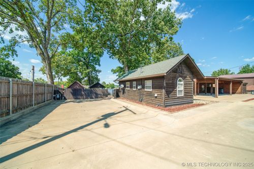 1557 110th Street Nw, Grove, OK, 74344 | Card Image