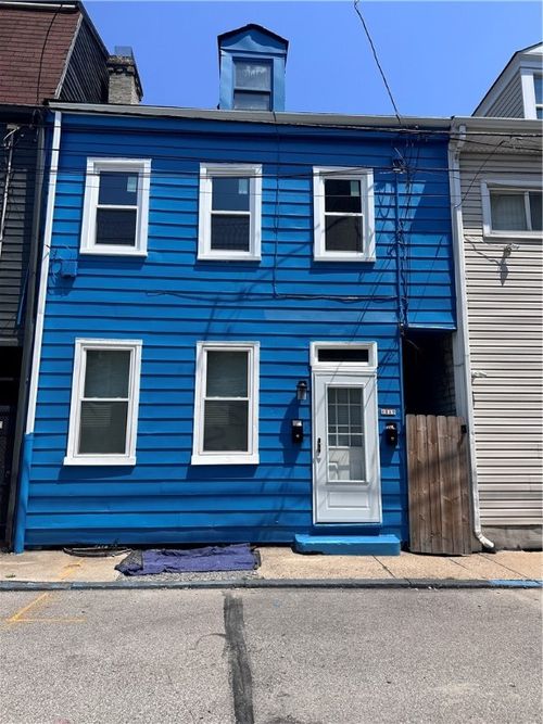 1819 Harcum Way, Pittsburgh, PA, 15203-1809 | Card Image