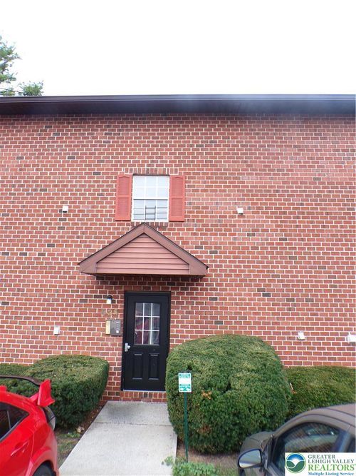 9-835 S 4th St, Allentown, PA, 18103-3398 | Card Image