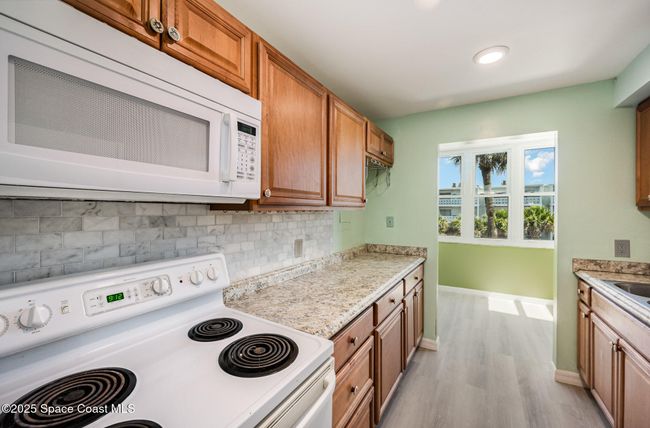 224 - 4700 Ocean Beach Blvd, Condo with 2 bedrooms, 2 bathrooms and null parking in Cocoa Beach FL | Image 11