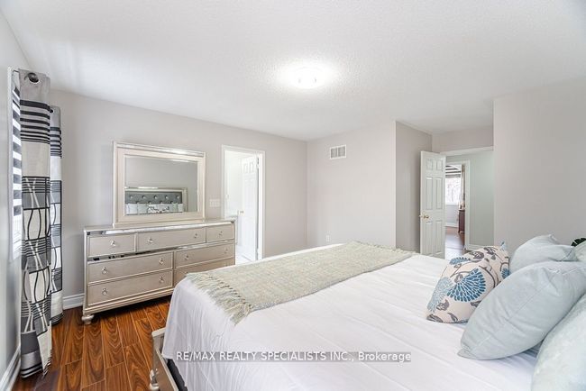 8 Upshall Dr, House other with 6 bedrooms, 4 bathrooms and 4 parking in Brampton ON | Image 25
