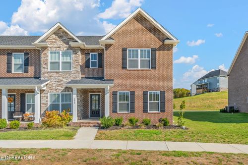 294 Broadberry Ave, Oak Ridge, TN, 37830-3027 | Card Image