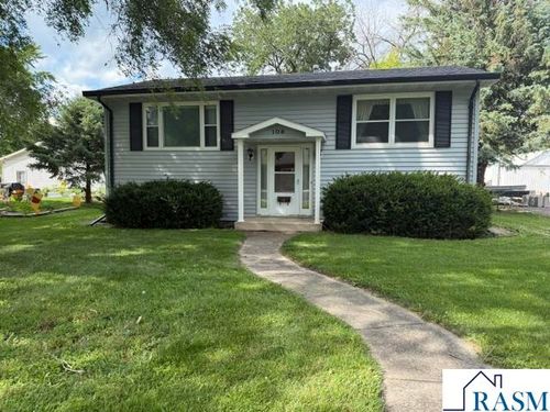 108 E Front Street, St. Clair, MN, 56080 | Card Image