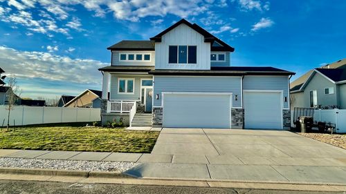 582 Petersen Pkwy, South Weber, UT, 84405-7188 | Card Image