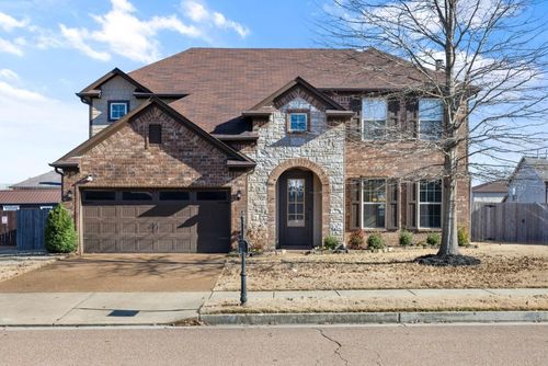 5112 Foggy River Ln, Bartlett, TN, 38135-6261 | Card Image