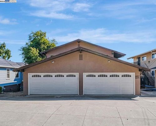 16845 Liberty St, Ashland, CA, 94578-2440 | Card Image