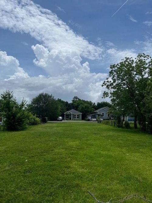 637 12th Street, Port Arthur, TX, 77640 | Card Image