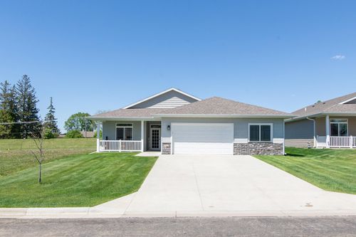 1552 Eagle Ridge St Ne, Owatonna, MN, 55060-6304 | Card Image
