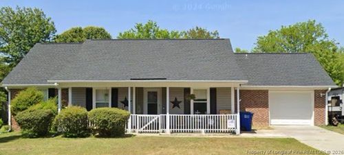 372 Woodberry Cir, Raeford, NC, 28376-9180 | Card Image