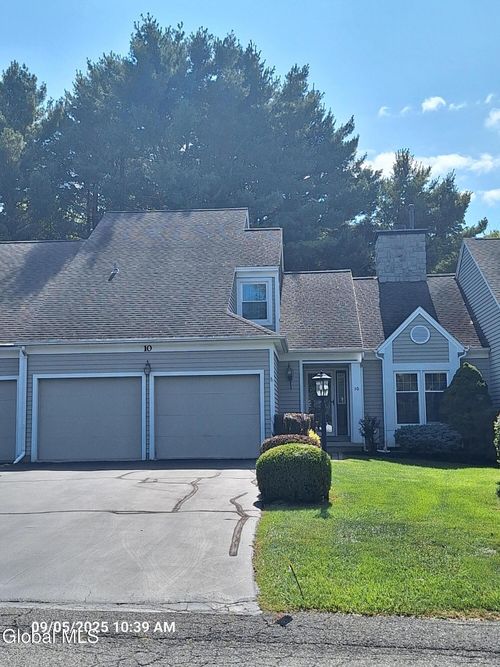 10 Ridgefield Dr, Voorheesville, NY, 12186-9799 | Card Image