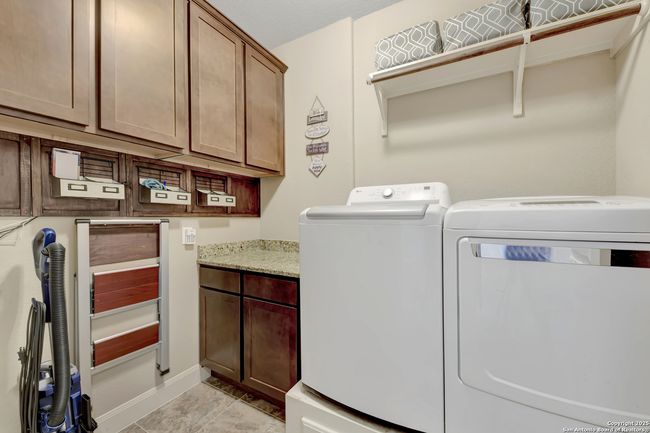 211 Comal Run, House other with 3 bedrooms, 4 bathrooms and null parking in Bulverde TX | Image 20